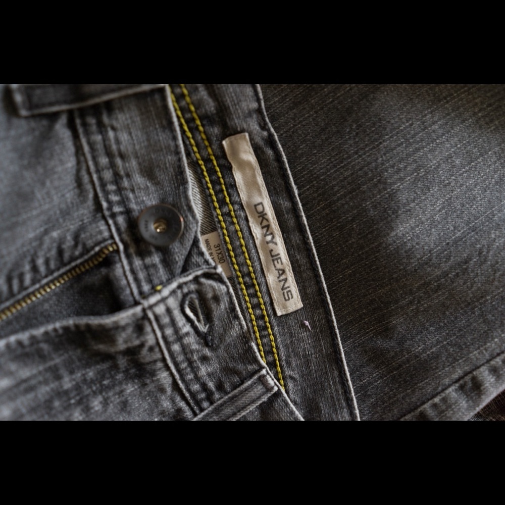Men’s DKNY gray jeans 31x30